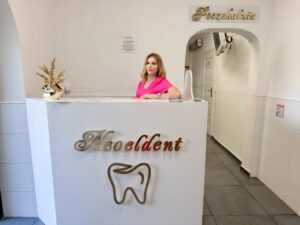 Recepcja dla pacjentów gabinetu stomatologicznego